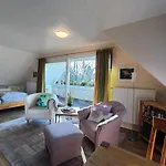 ホームステイ Gaestehaus Schuppe In