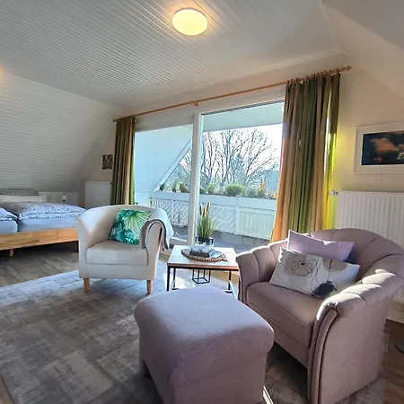 Gaestehaus Schuppe In タープ