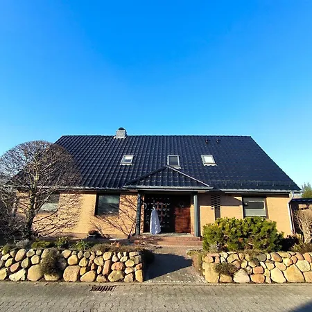 Gaestehaus Schuppe In ホームステイ