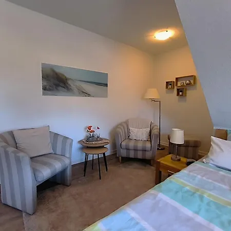 ホームステイ Gaestehaus Schuppe In タープ