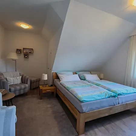 Quarto em Acomodações Particulares Gaestehaus Schuppe In