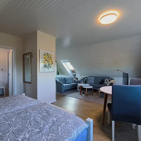 ホームステイ Gaestehaus Schuppe In